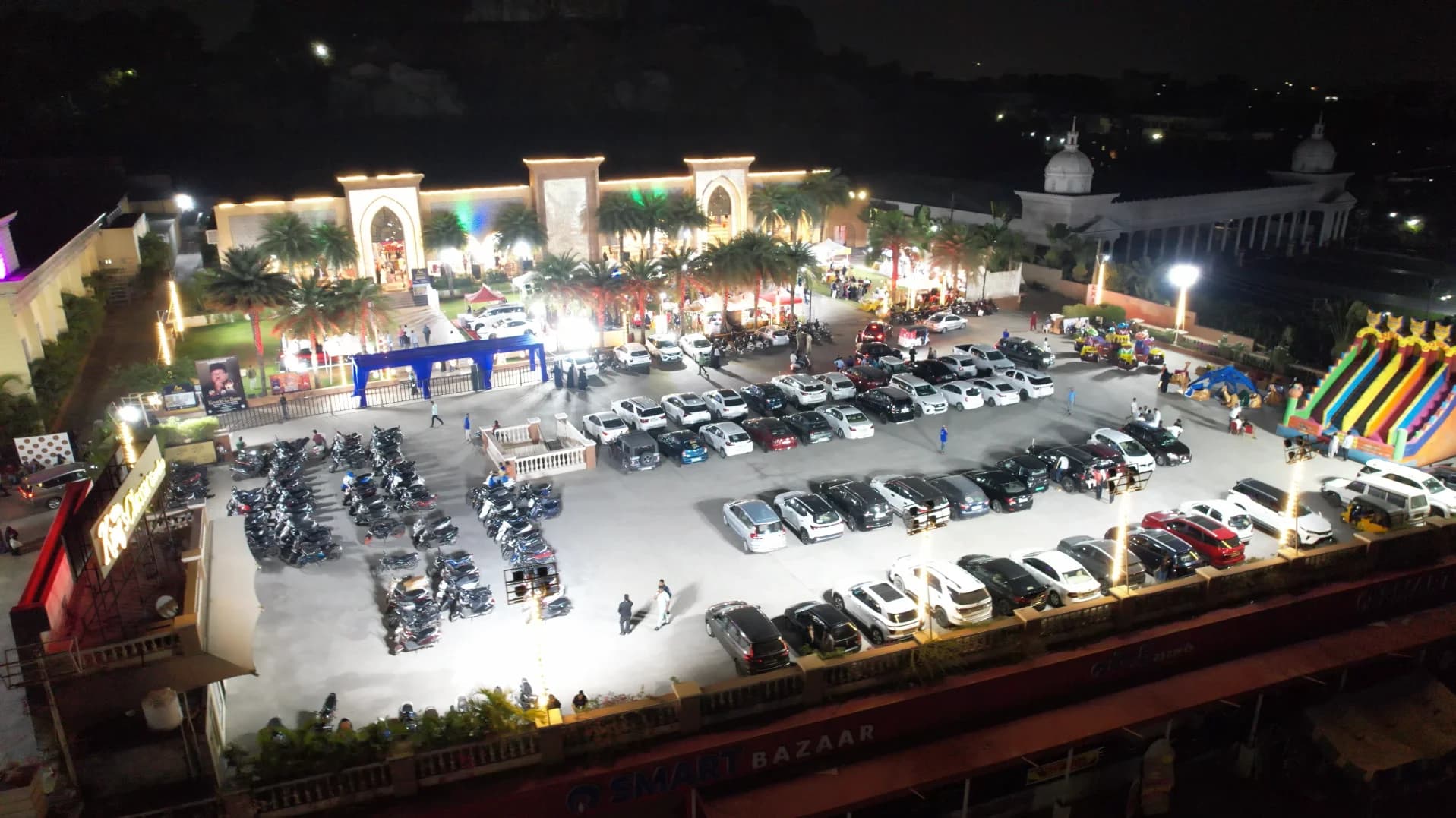 A featured moment from Souq-E-Deccan, Hyderabad